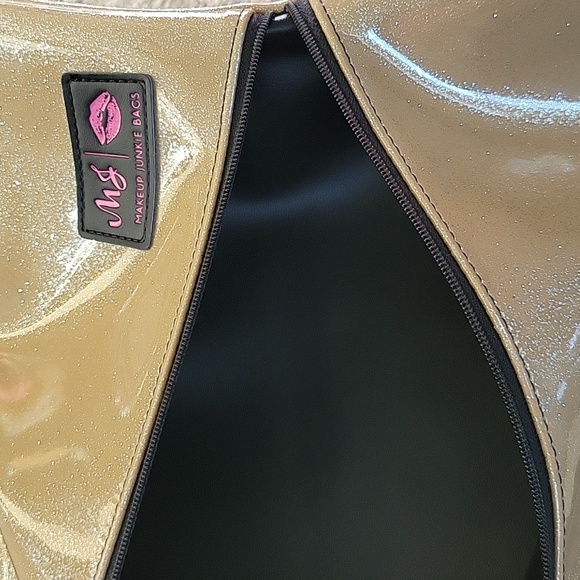 NEW Makeup Junkie Bag - Large - Picture 3 of 4